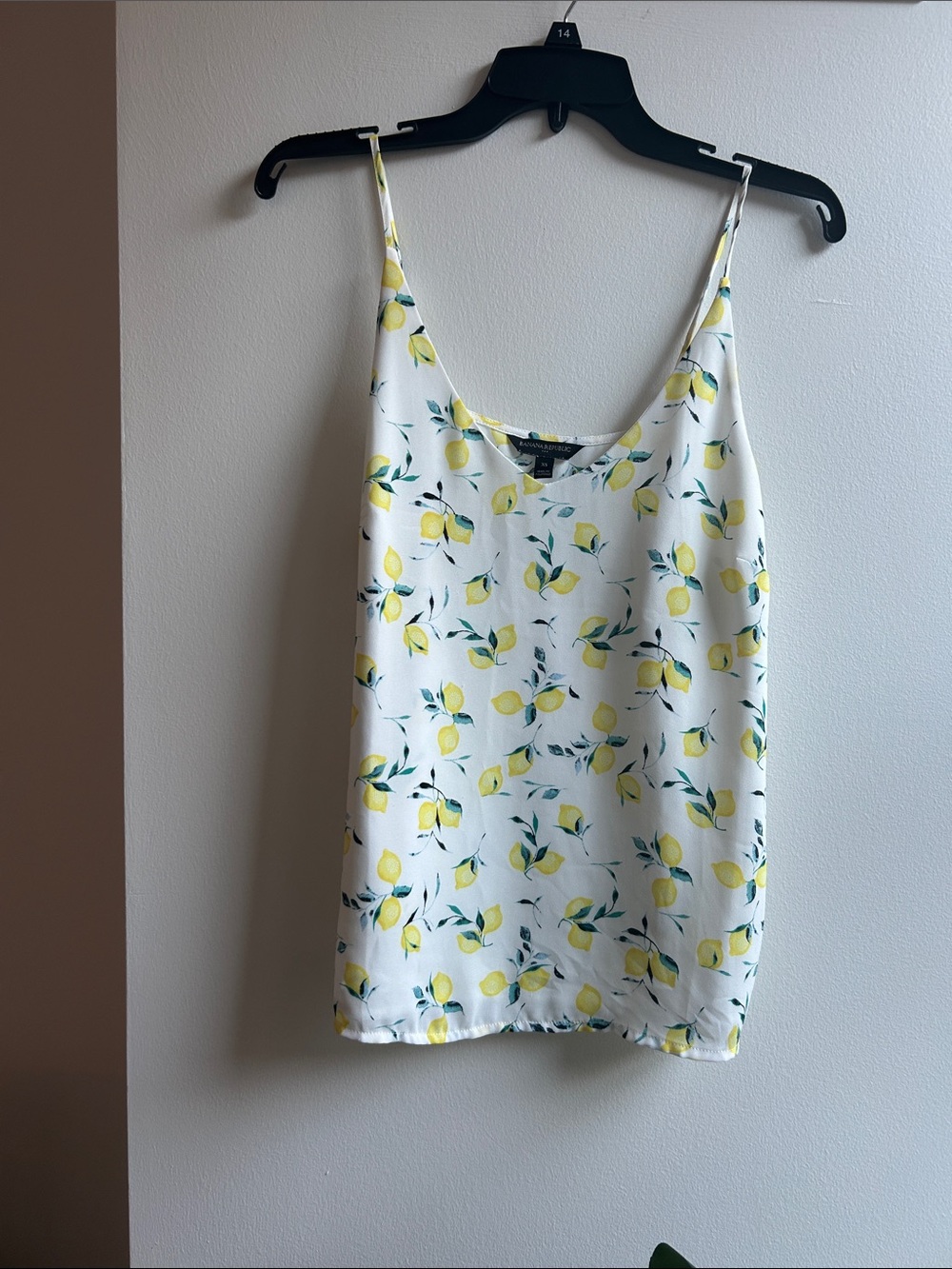 Banana Republic Lemon Camisole - Picture 2 of 4
